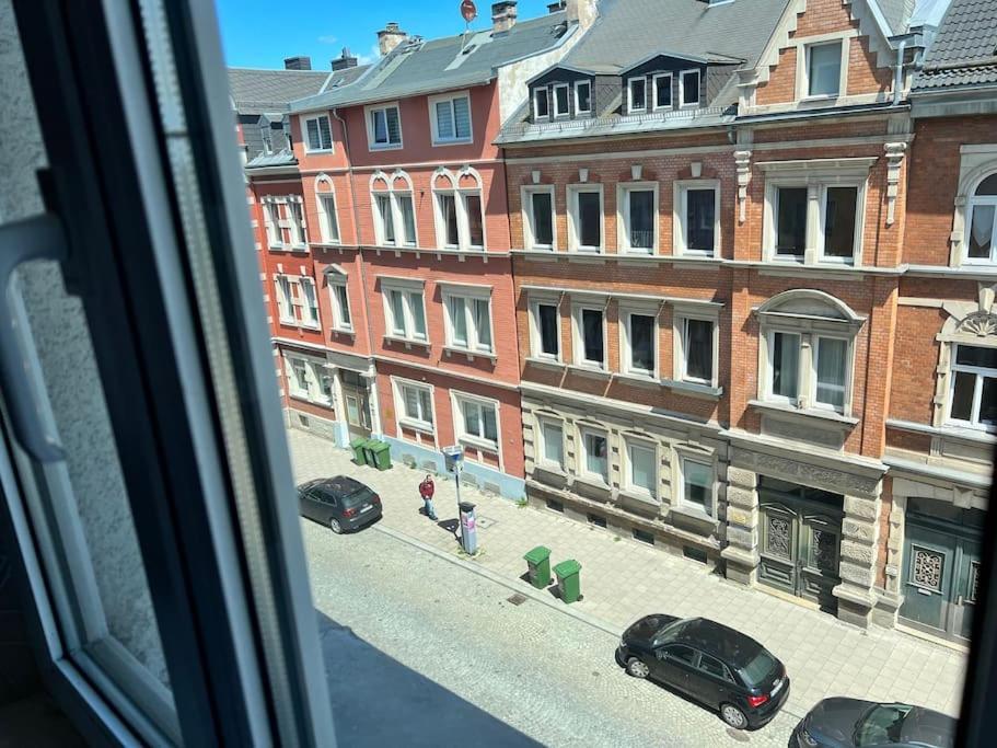 Schoenes City-Apartment Im Zentrum Mit Balkon Хоф Экстерьер фото