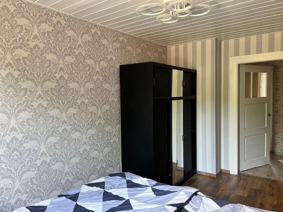 Schoenes City-Apartment Im Zentrum Mit Balkon Хоф Экстерьер фото