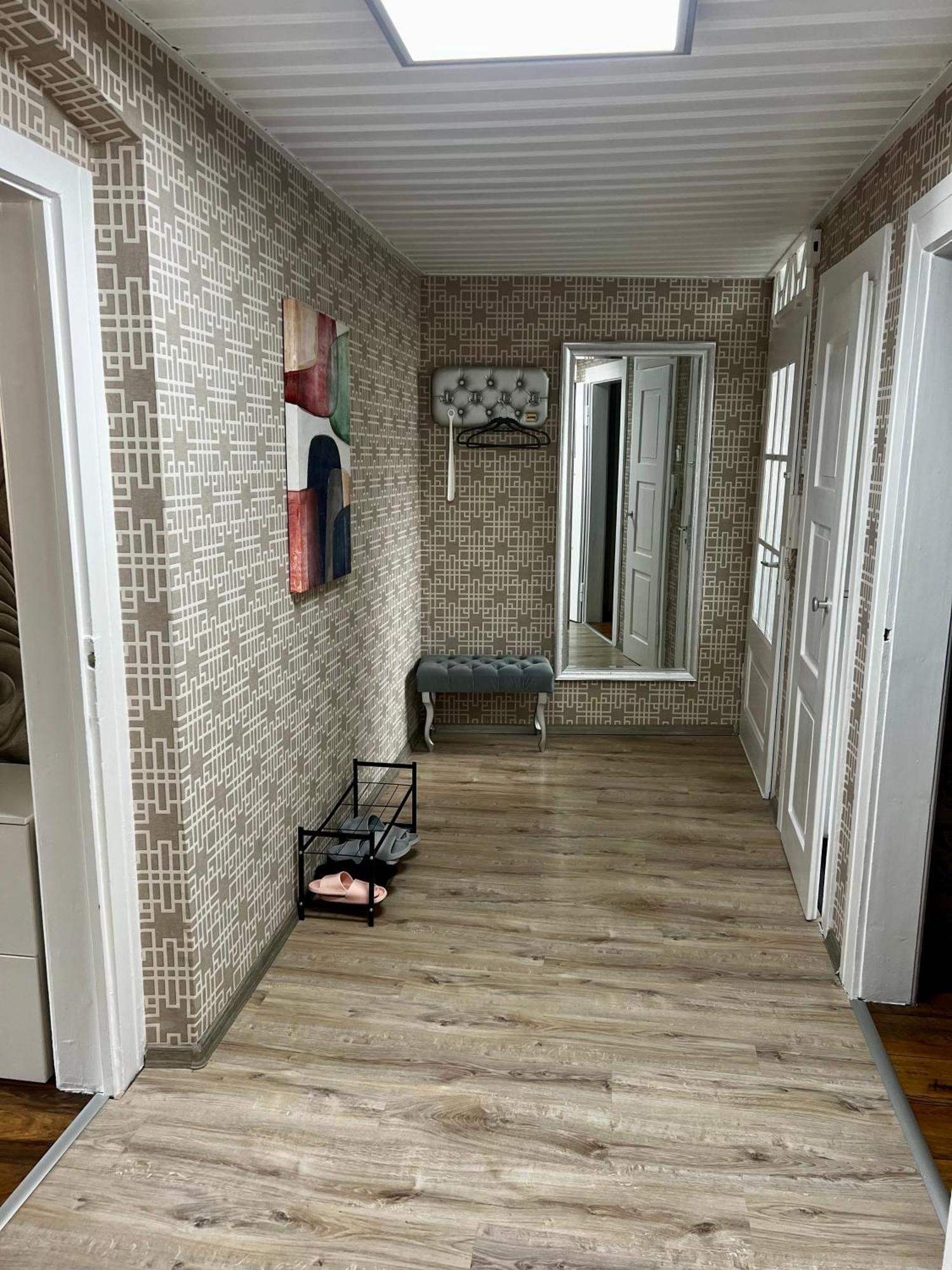 Schoenes City-Apartment Im Zentrum Mit Balkon Хоф Экстерьер фото